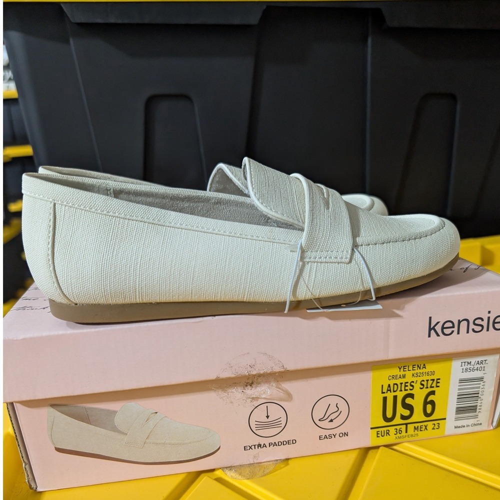 New Kensie Yelena Cream Fabric Penny Loafers Women's Size 6 Padded Flat Shoes